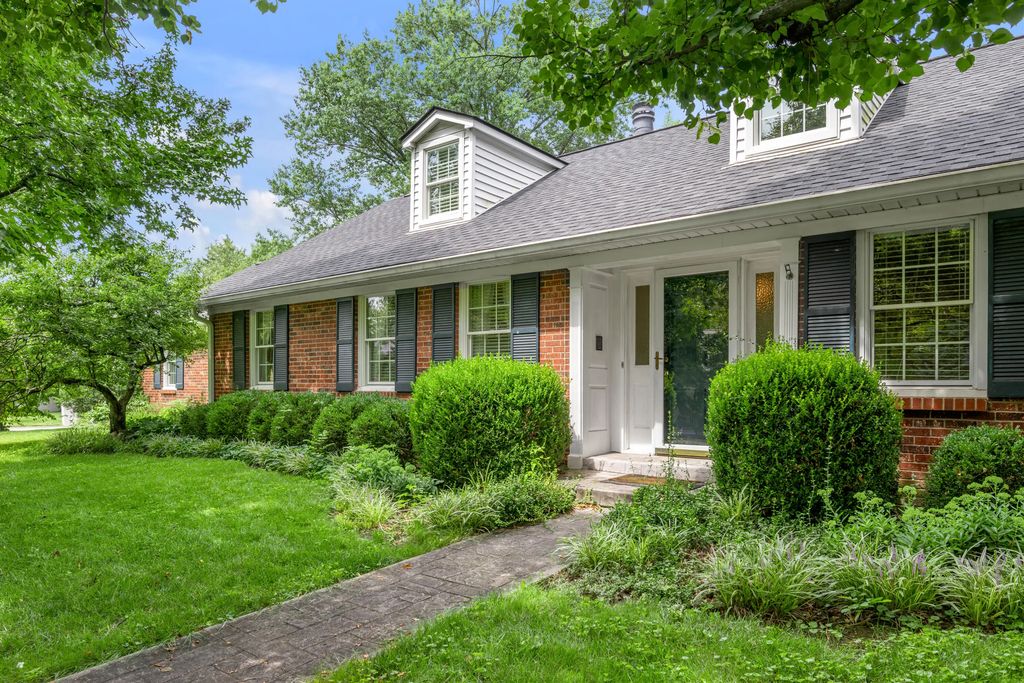 2153 Island Drive, Lexington