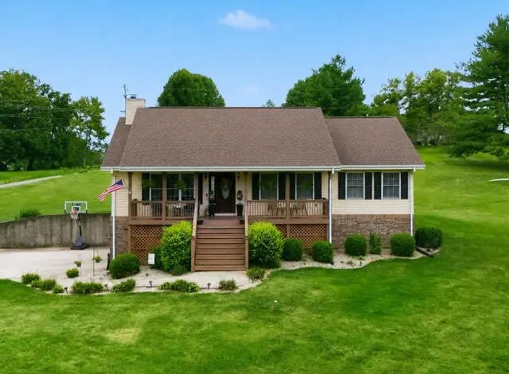 2195 Pretty Run Road, Winchester