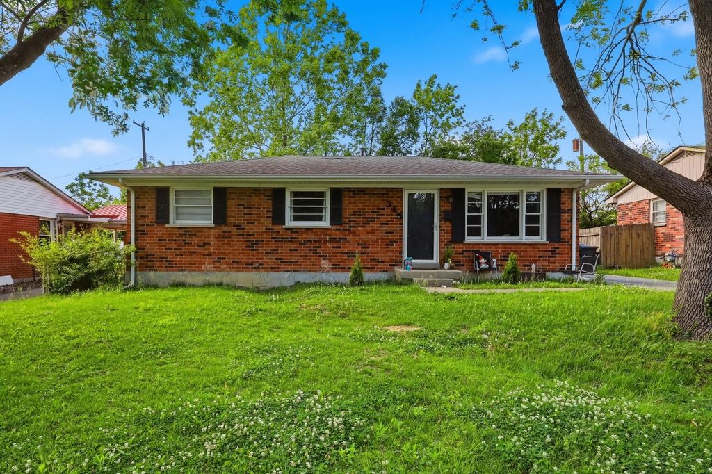 345 Larkwood Drive, Lexington