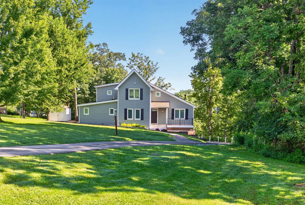 225 Beams Drive, Harrodsburg