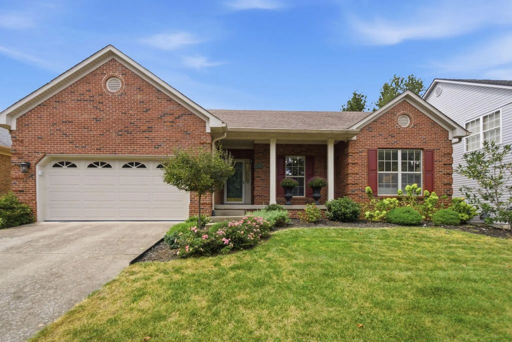 1761 Headley Green, Lexington
