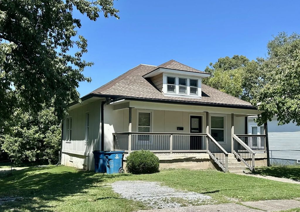 531 Adams Street, Danville