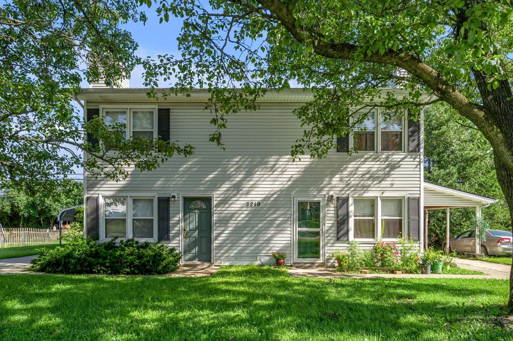 3219 Aqueduct Drive, Lexington