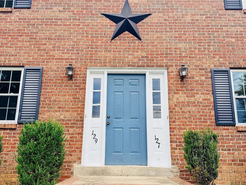 127-129 Aspen Drive, Danville
