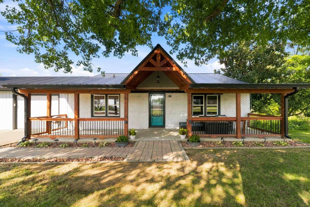 124 Dallas Drive, Richmond