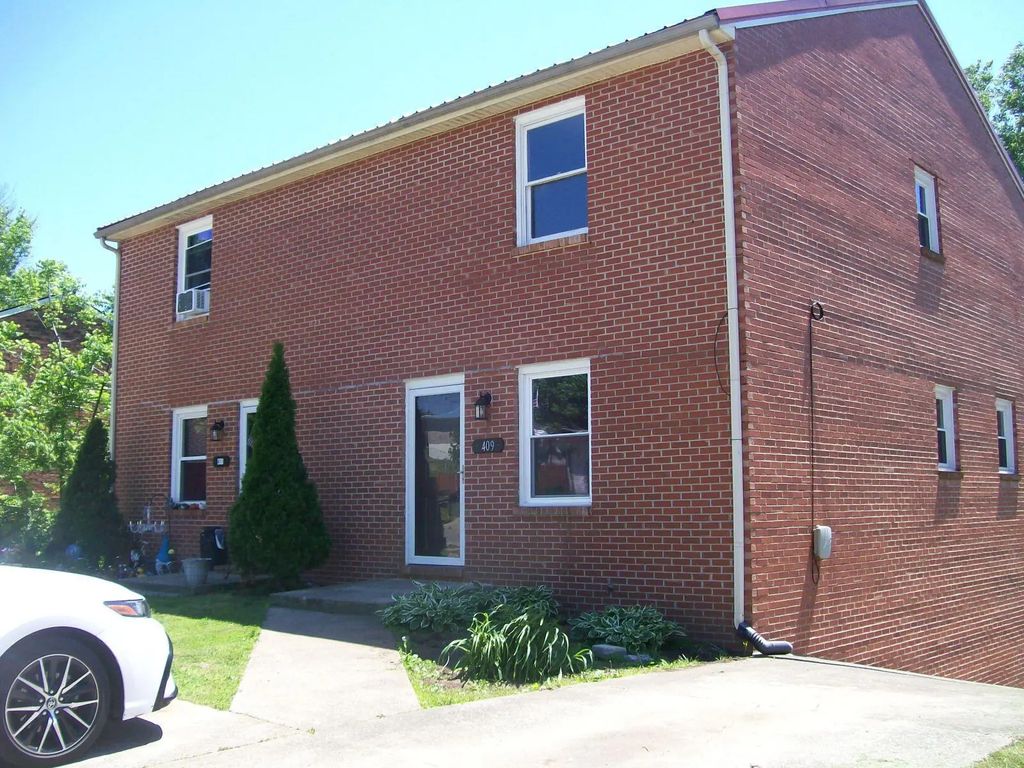 409-411 409-411 Longview Dr Drive, Nicholasville
