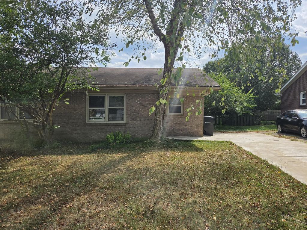 637 Eureka Springs Dr Drive A, Lexington