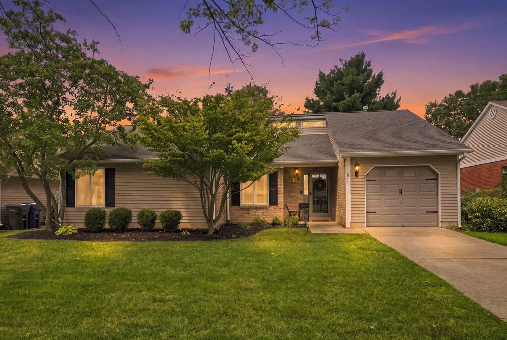 871 Wyndham Hills Drive, Lexington