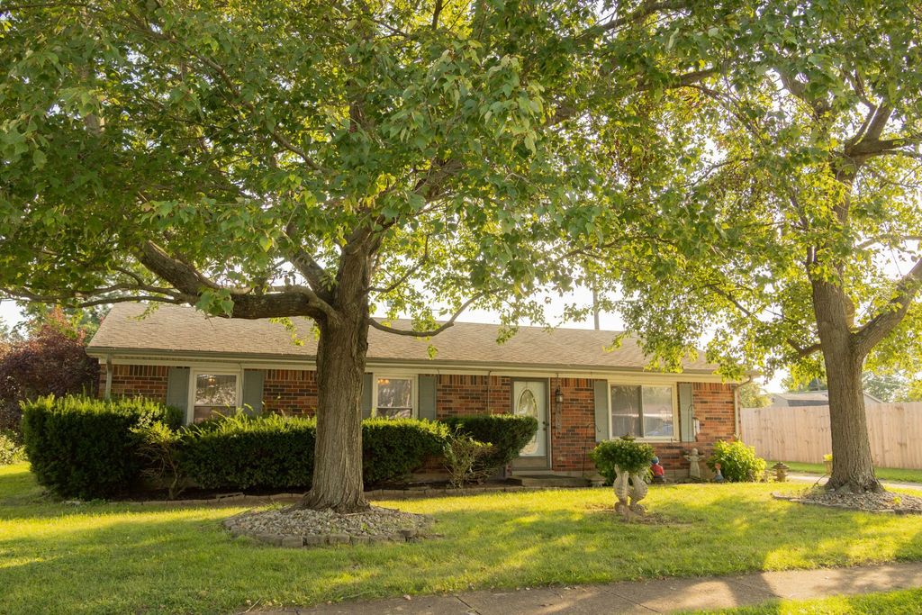 203 Hutchins Drive, Georgetown