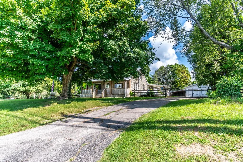 4481 Athens Boonesboro Road, Lexington