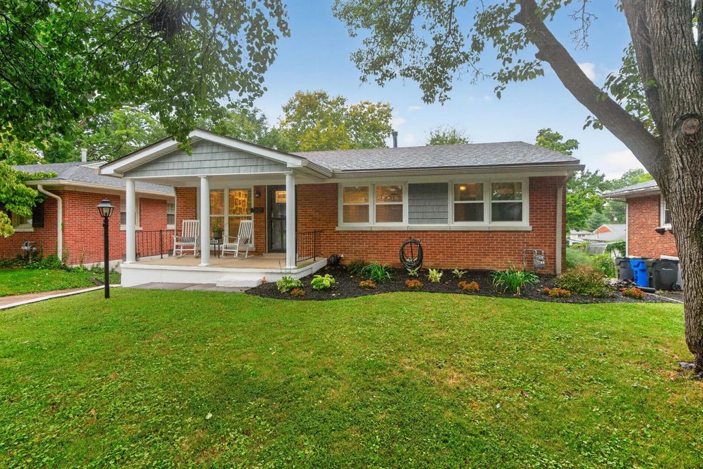 2068 Saint Teresa Drive, Lexington