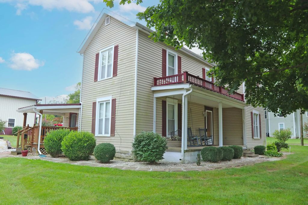 202 Chambers Avenue, Georgetown