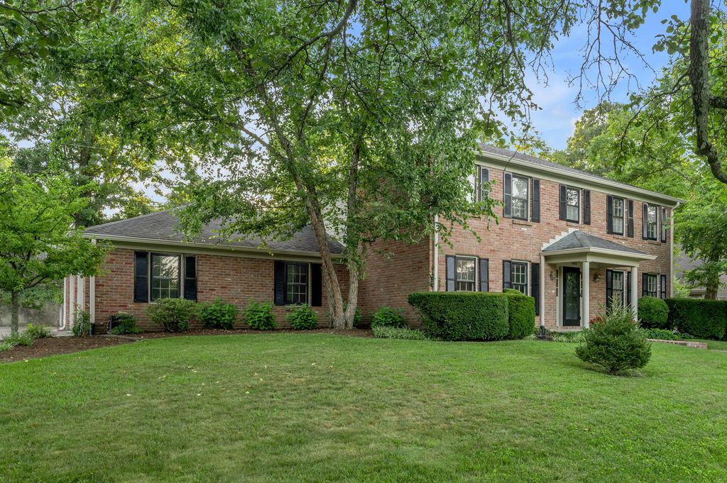 3405 Heritage Place, Lexington