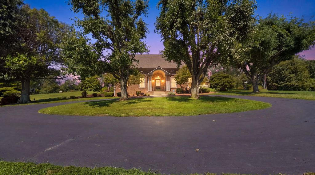 1105 Fogg Pike, Mt Sterling