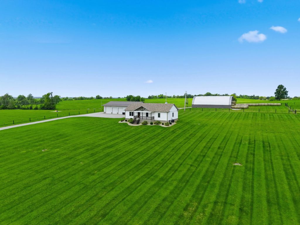 857 Cummins Ferry Road, Salvisa