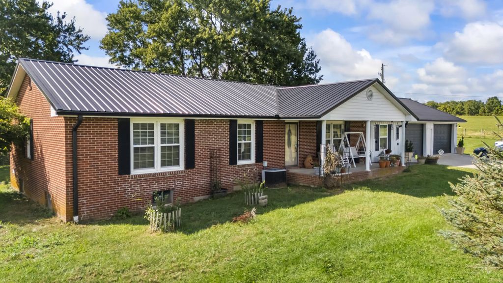 945 Veterans Memorial Highway, Sharpsburg