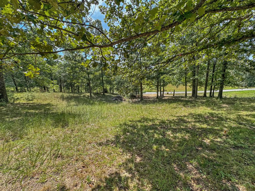000 Cummins  Road, Dawson Springs