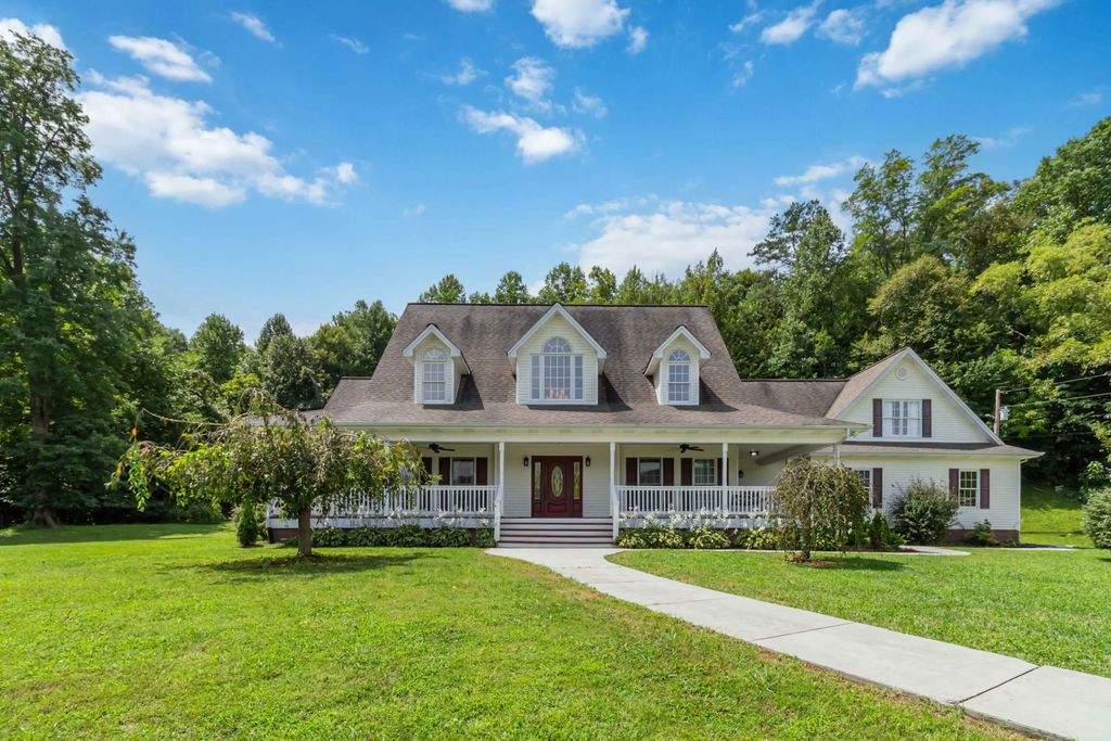143 Valley Drive, Girdler