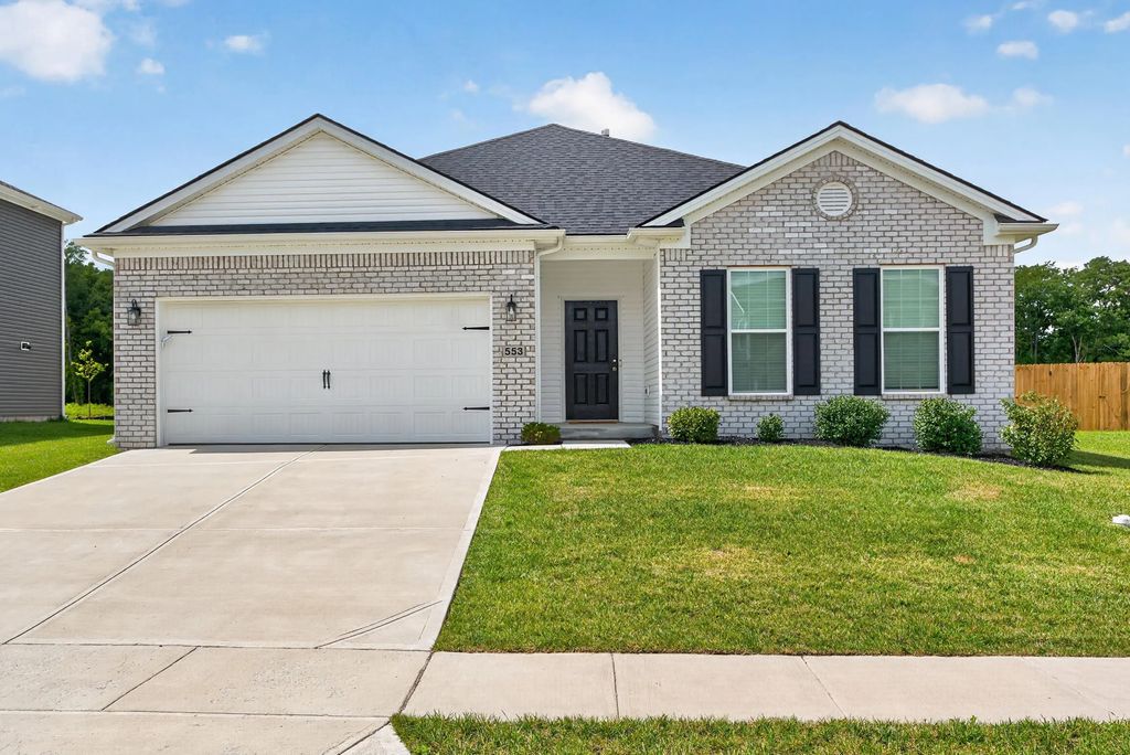 553 Abingdon Avenue, Versailles