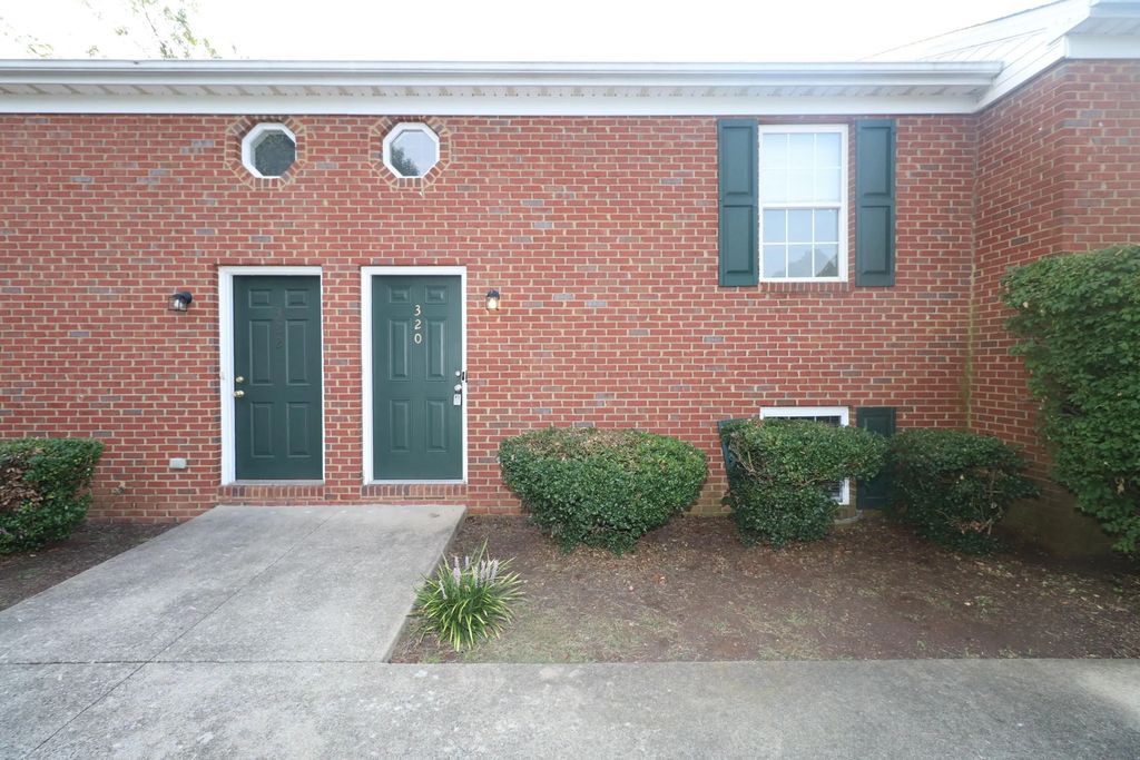 320 Lakeview Drive, Nicholasville