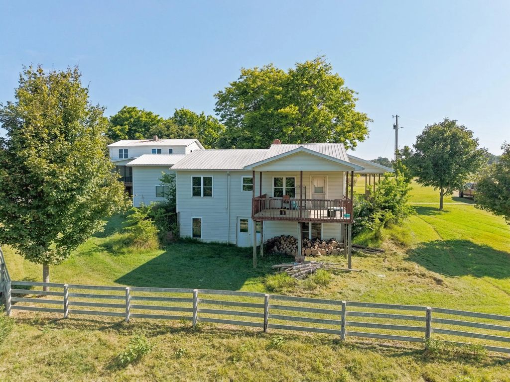 1340 Roe Wafford Road, Marion