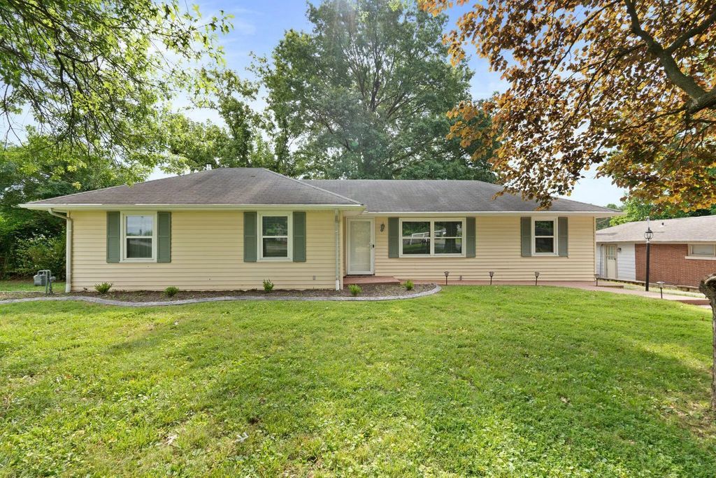 573 Cane Run Road, Lexington