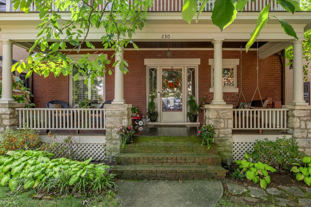 230 E Bell Court, Lexington