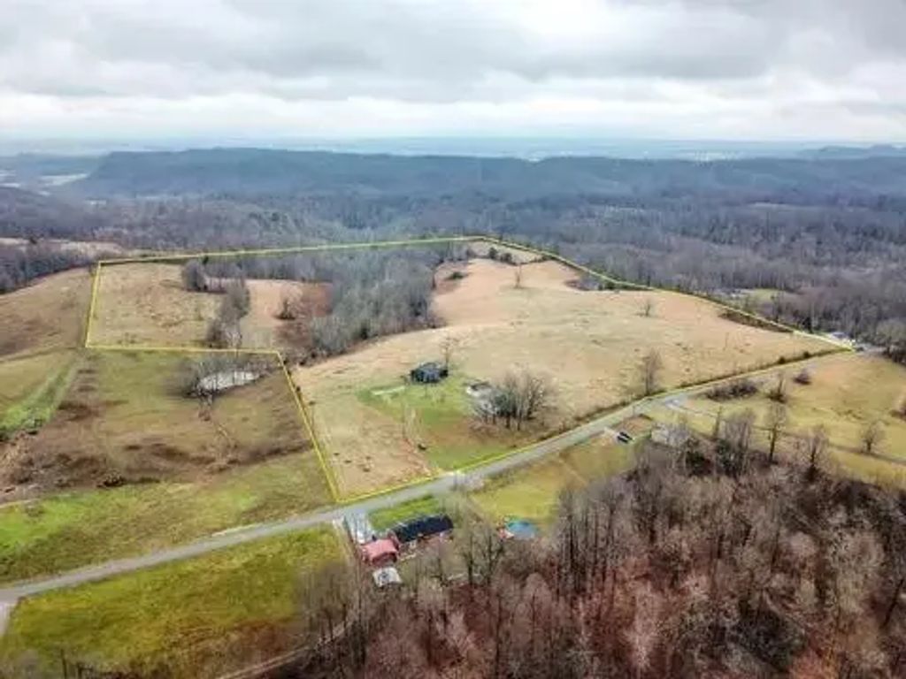 1350 Cream Ridge Road, Junction City