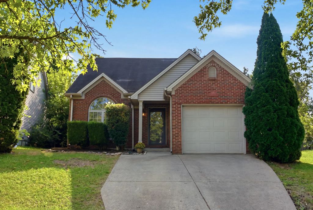 3429 Pueblo Court, Lexington