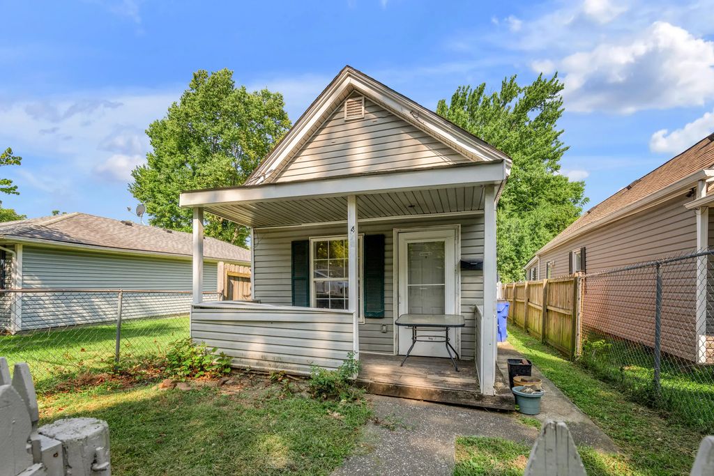 478 Willy Street, Lexington