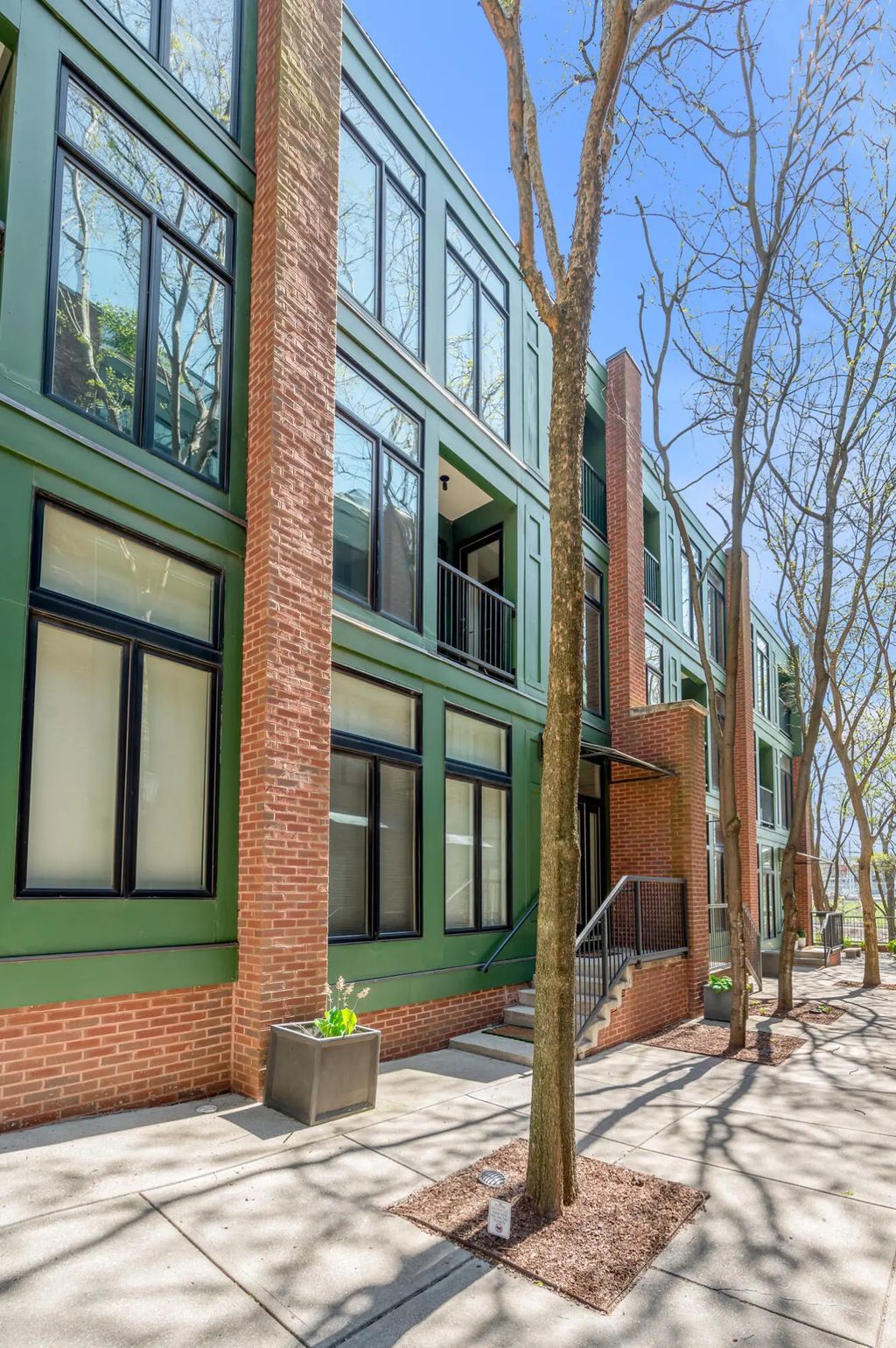 622 W Main Street 103, Lexington