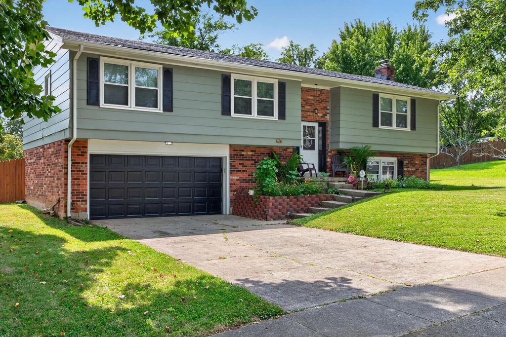 636 Squires Road, Lexington