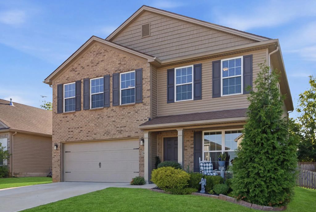 209 Sinclair Court, Georgetown