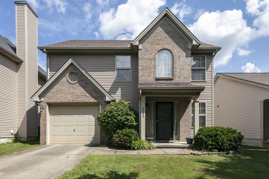 3045 River Run Trail, Lexington