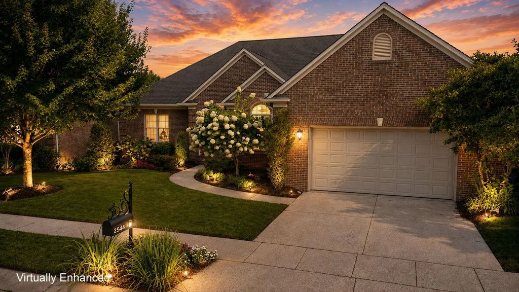 2524 Sungale Court, Lexington