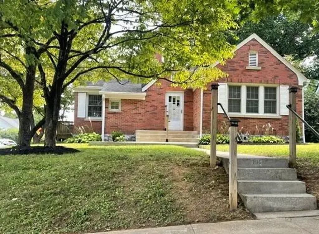 101 Romany Road, Lexington