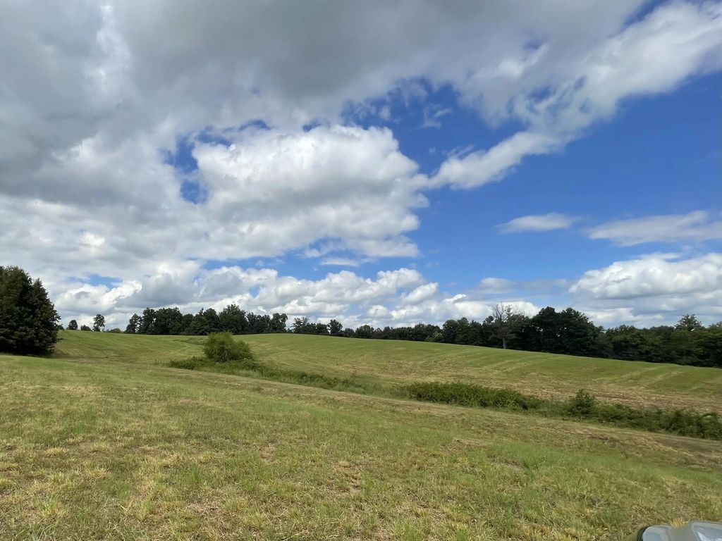 119 Pebble Creek Drive, Madisonville