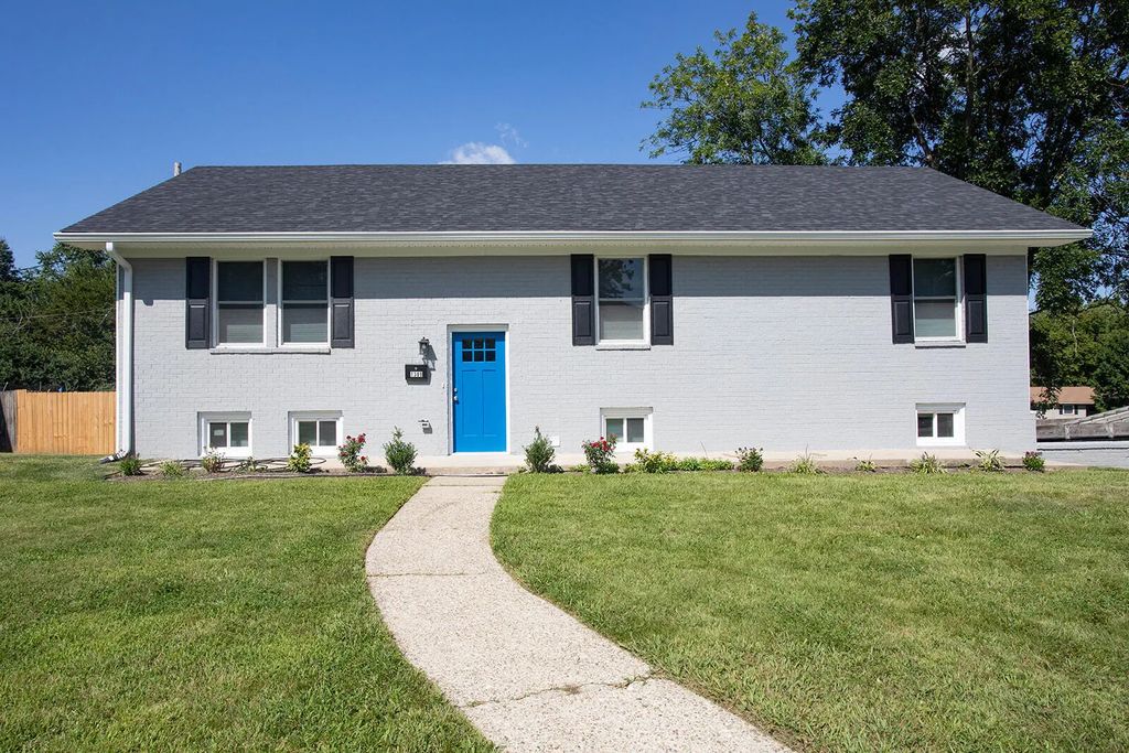 1389 Tanforan Drive, Lexington