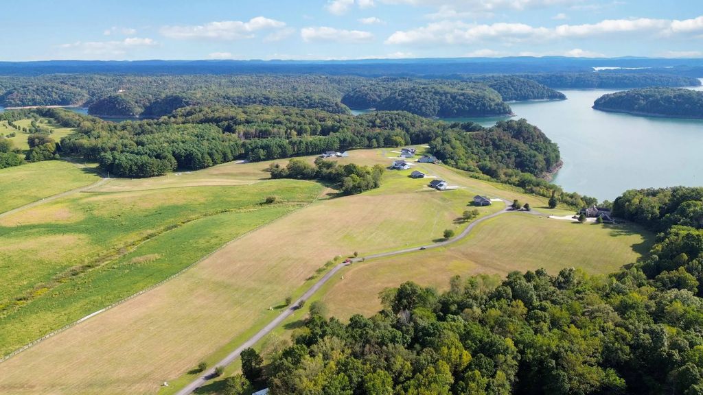 Lot 37 Edgewater, Russell Springs