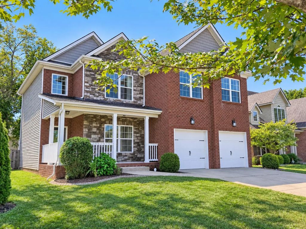 2378 Patchen Wilkes Drive, Lexington