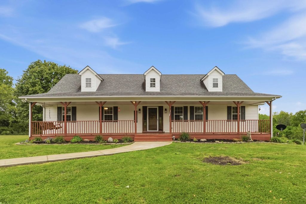 4330 Kentucky 906, Hustonville
