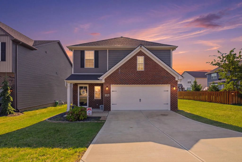 208 Sinclair Court, Georgetown