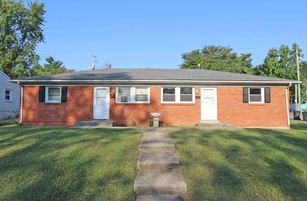 1601-1603 Maywick View Lane, Lexington