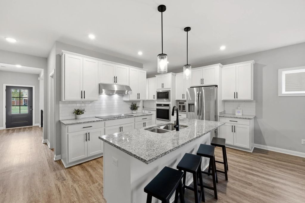 112 Nuthatch Trail, Georgetown