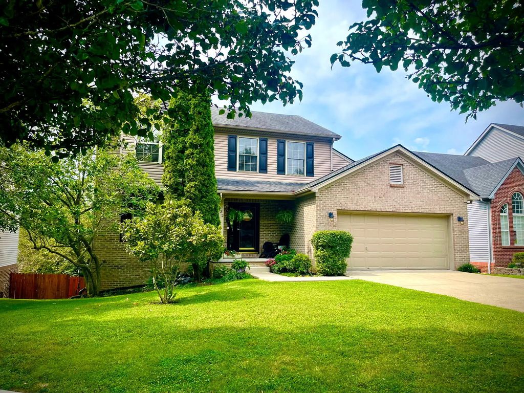 532 Meadowcrest Park, Lexington