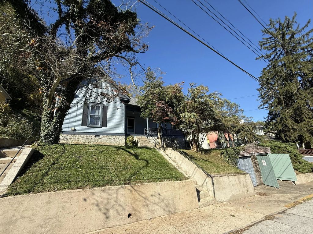 404 Ewing Street, Frankfort