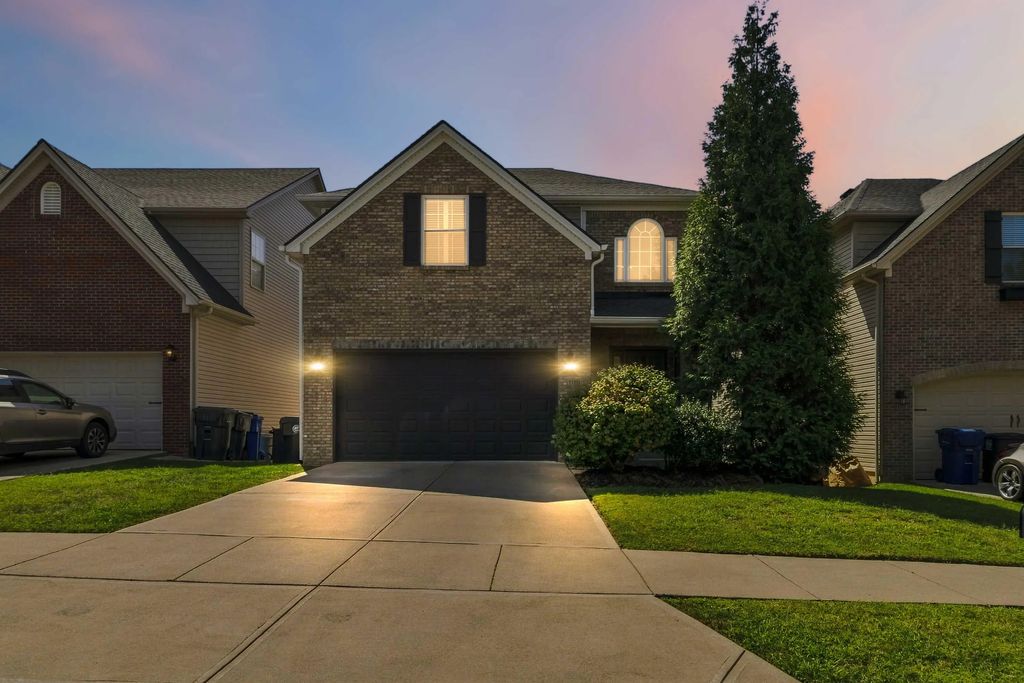 1120 Stonecrop Drive, Lexington