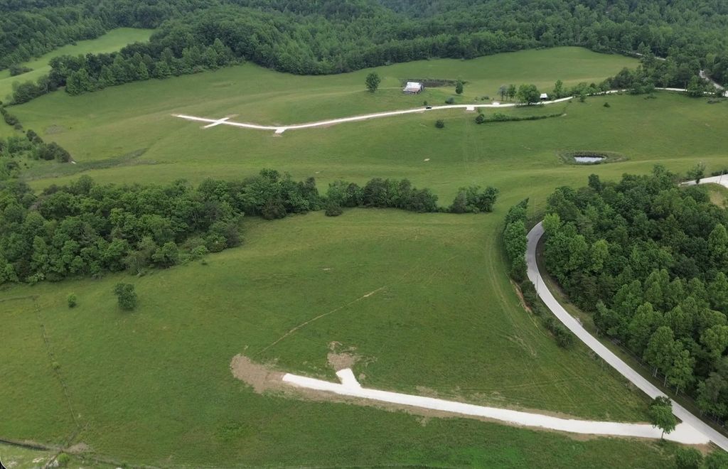 4135 Big Andy Ridge Road Tracts 5, 6, 8, 9, Rogers