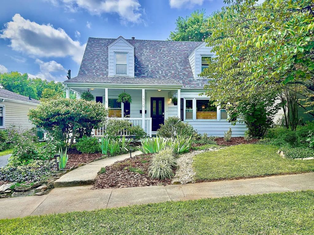 1710 Courtney Avenue, Lexington