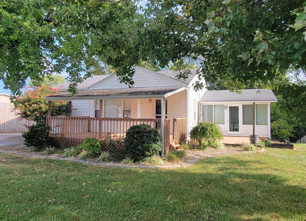 983 Spencer Road, Mt Sterling